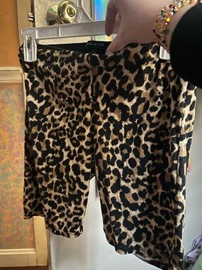 Leopard Print biker shorts - Neutral Tan & Black